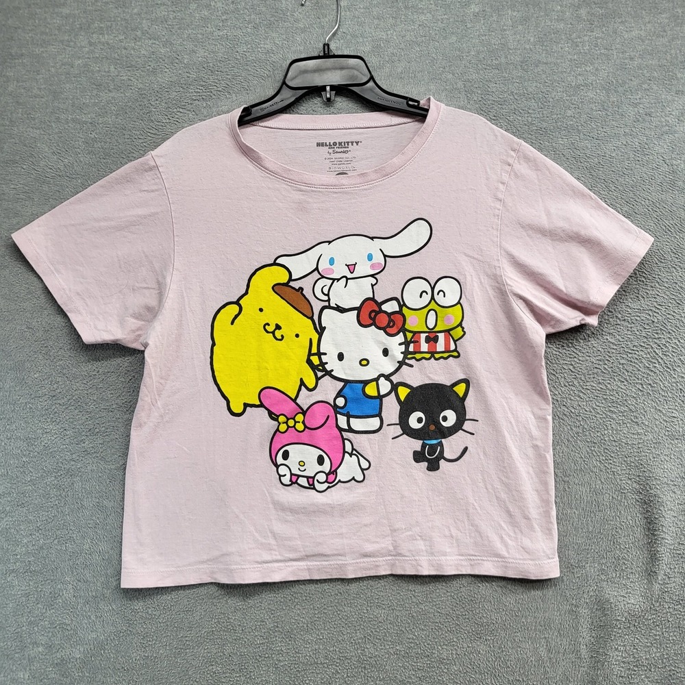 Hello Kitty Women Top Large Pink Crop Shirt Friends Graphic Short Sleeve Tee‎